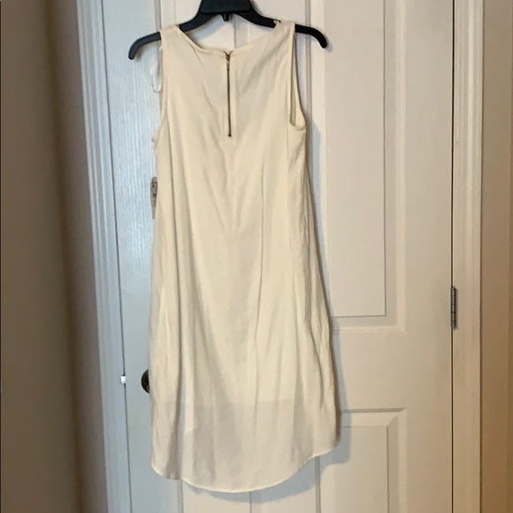 White Zara flowy hi low hem dress. - Picture 3 of 4